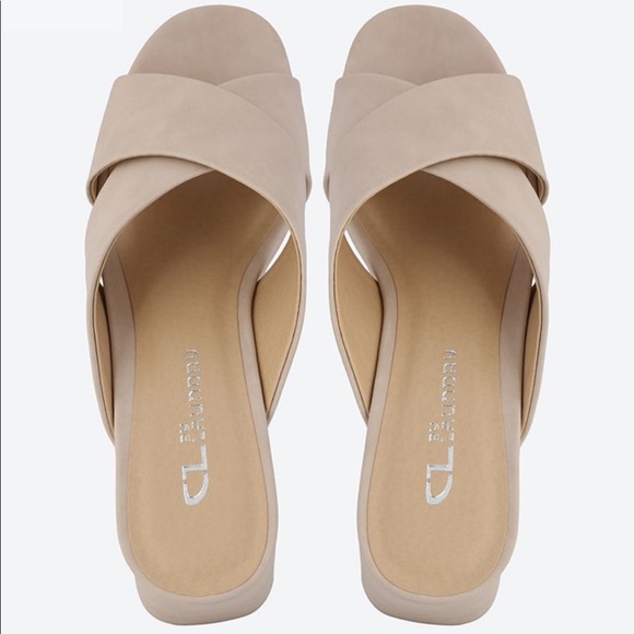 CL BY LAUNDRY🌟Kismet Platform Mules - Nude - Picture 4 of 8